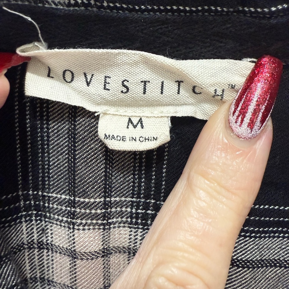 🛍️ Lovestitch Black and White Plaid Shirt - Picture 2 of 3